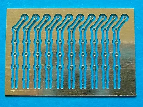 Artikelbild des Artikels “1 Platine Relingstützen, M 1:100 “