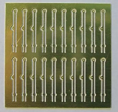 Artikelbild des Artikels “1 Platine Relingstützen H 11 mm, Typ E, M 1:100 “