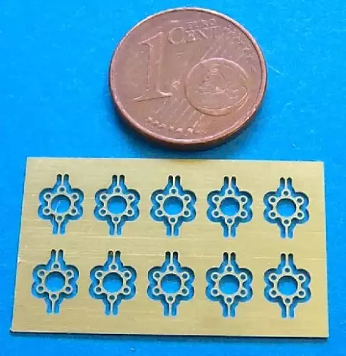 Artikelbild des Artikels “Augen für Takelung 2 mm, M 1:100 “