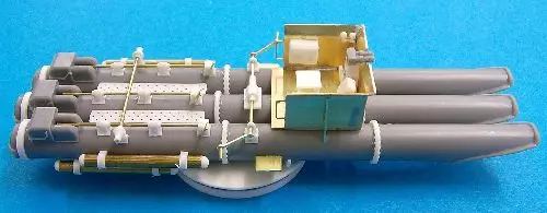 Bausatz Torpedorohrsatz Drilling M 1:100 