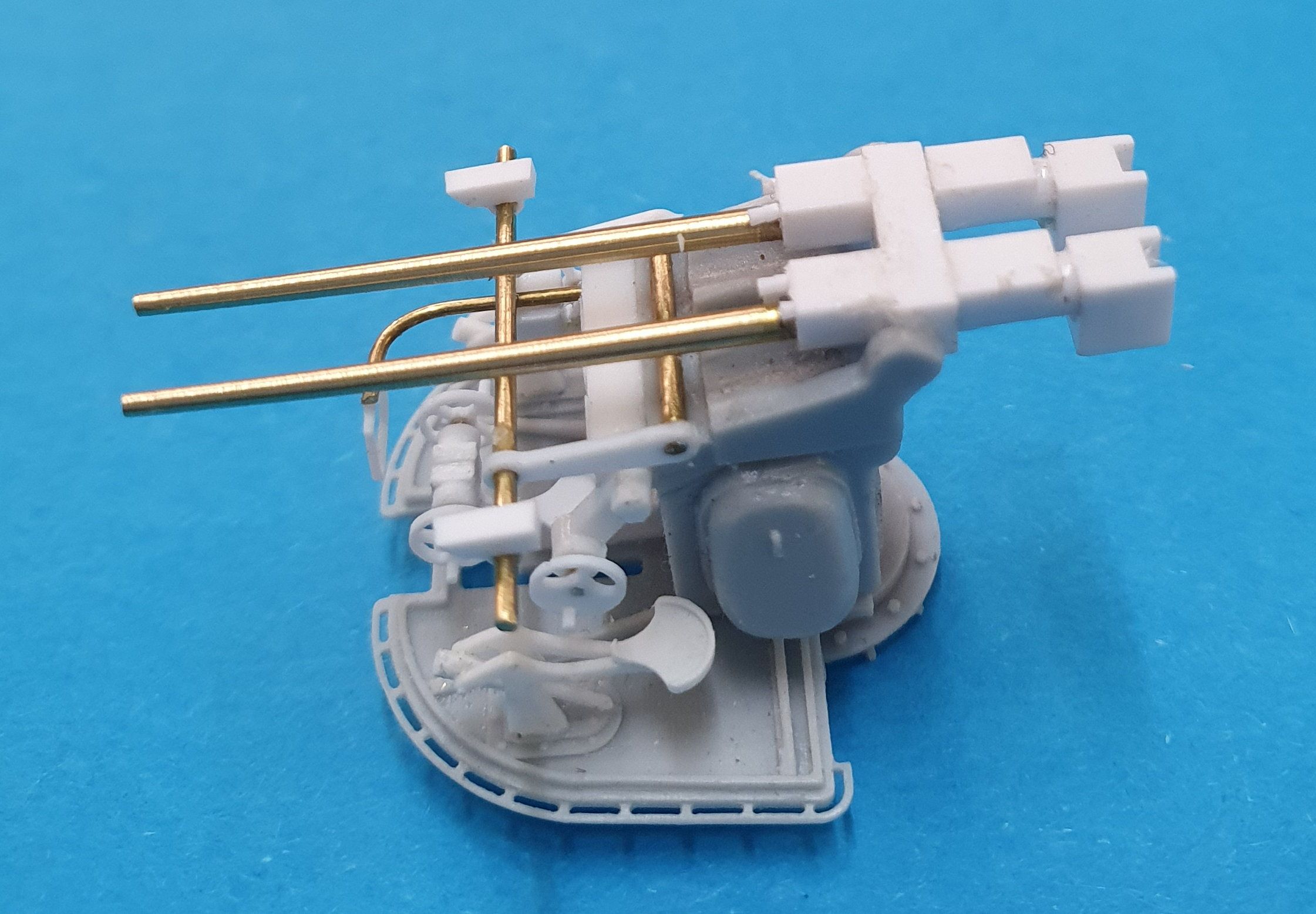 Artikelbild 3 des Artikels “Bausatz 3,7-cm-S.K.C/30 Doppelflak, M 1:100 “